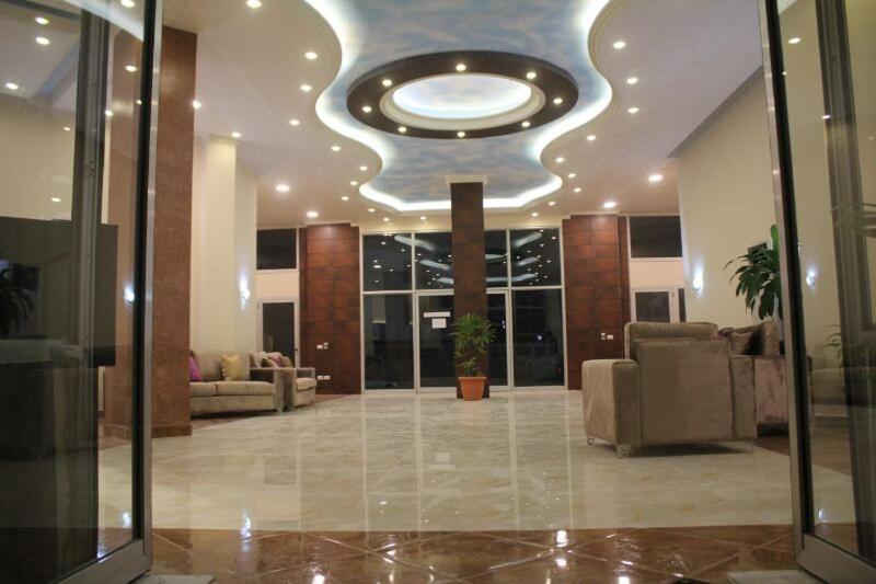Hotel Belle Vie Kinshasa Buitenkant foto
