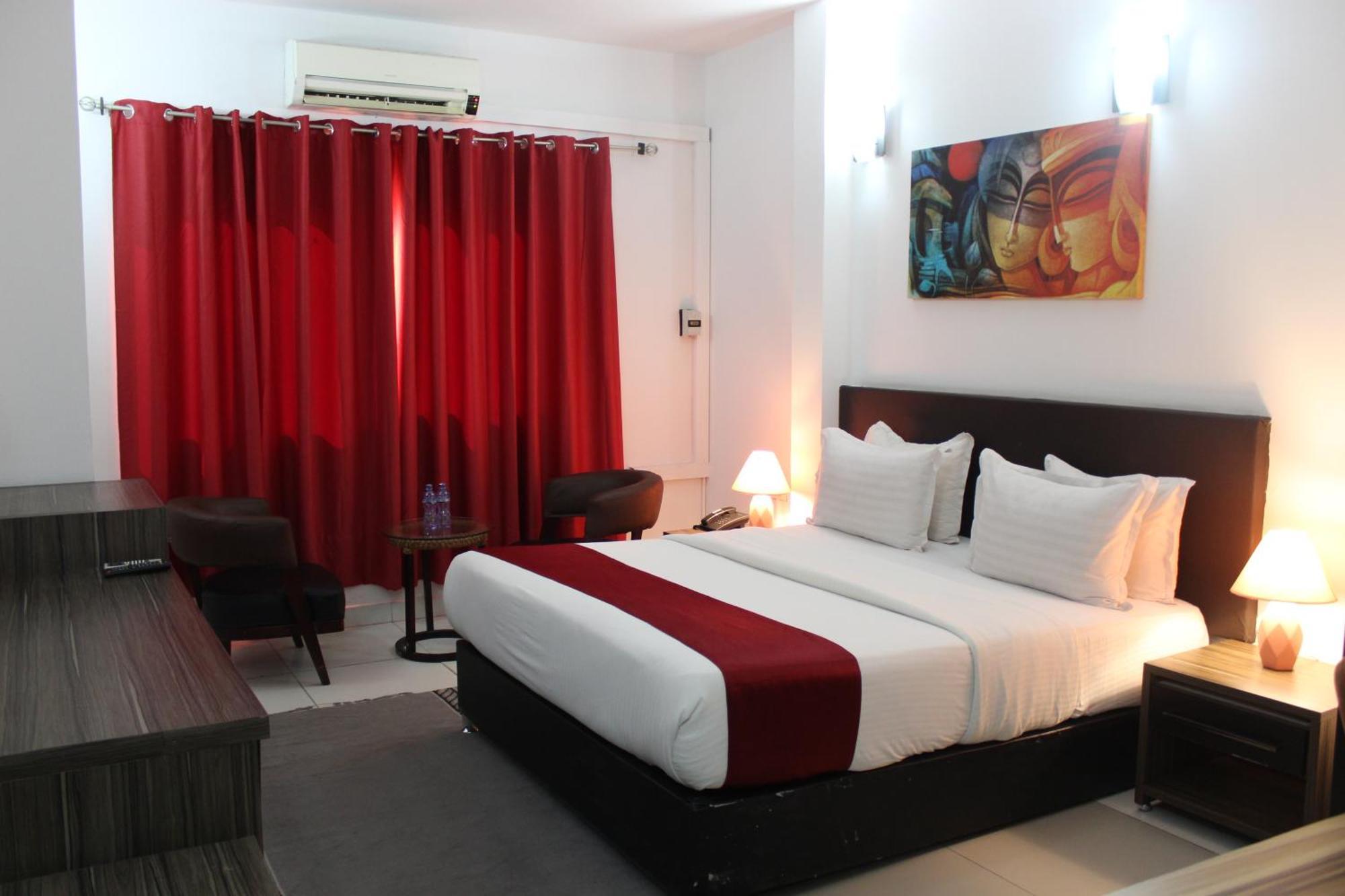Hotel Belle Vie Kinshasa Buitenkant foto