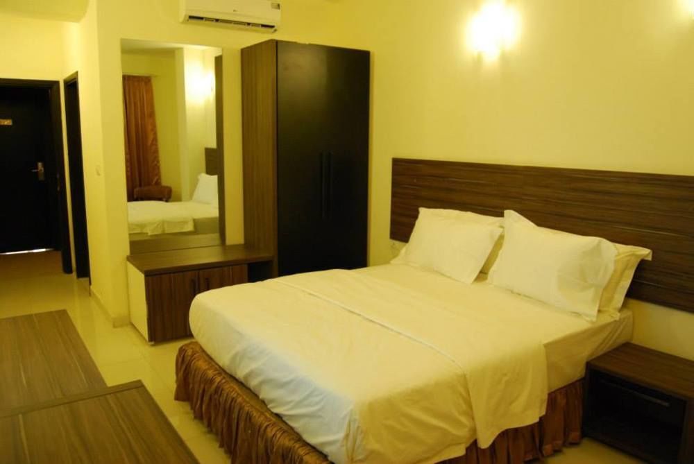 Hotel Belle Vie Kinshasa Buitenkant foto
